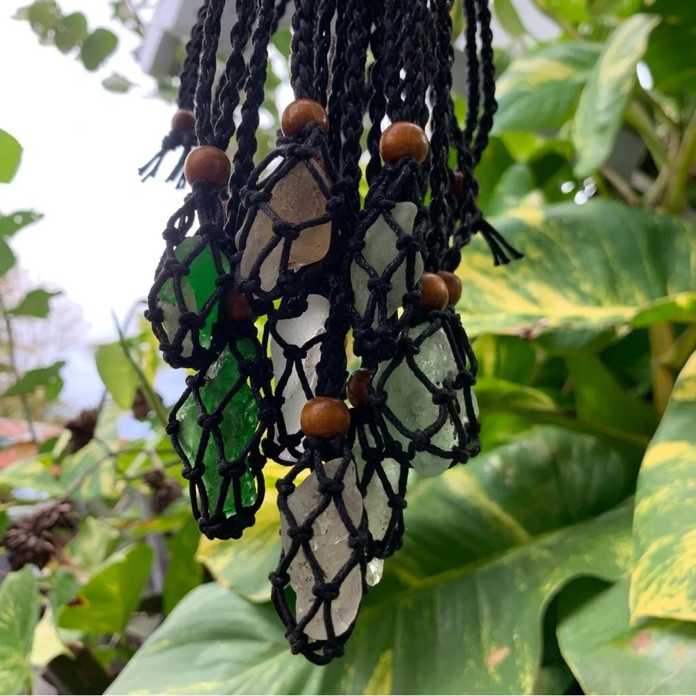 Sea glass in black crocheted wrapped knotted necklace adjustable - Picture 3 of 5